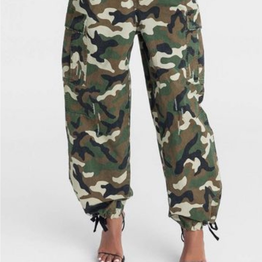 KBB camo joggers